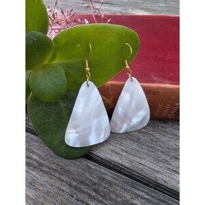 Southwestern Mother of Pearl Earrings, Vintage Shell Earrings